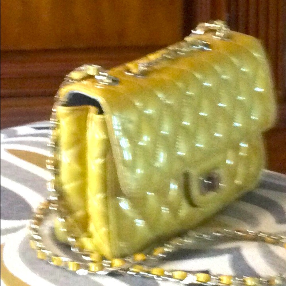 Quilted Patent Leather Shoulder Bag Purse